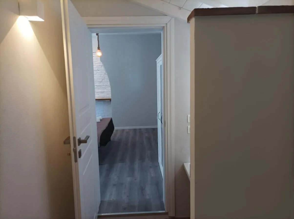 Lucca&Joy Apartment ルッカ